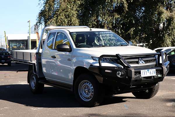 2023 Mitsubishi Triton GLX MR 4X4