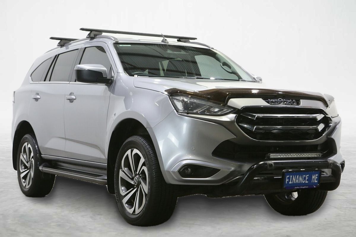 2022 Isuzu MU-X LS-T