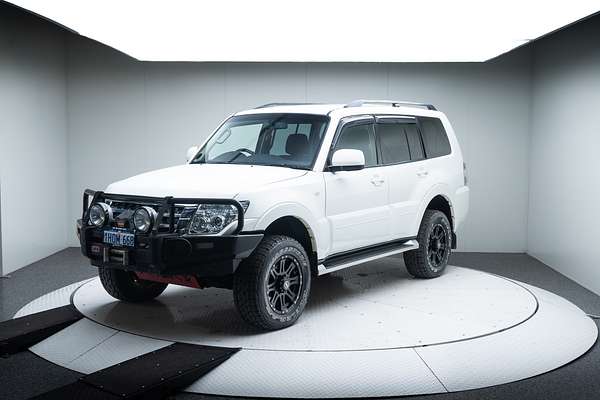 2017 Mitsubishi Pajero GLX NX