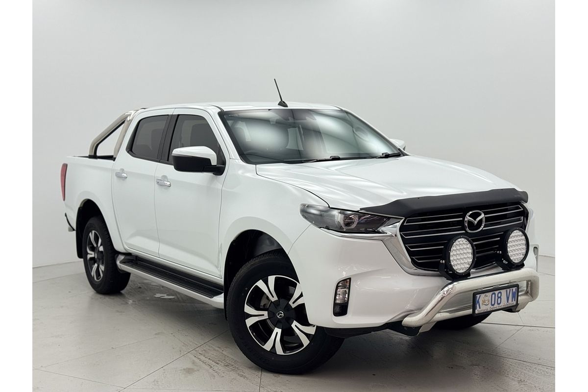 Mazda  D 6AUTO 3.0L DUAL CAB PICKUP XTR 4X4
