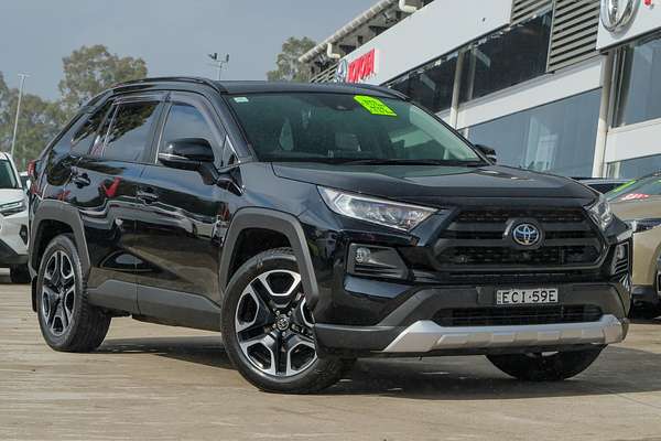 2019 Toyota RAV4 Edge AXAA54R