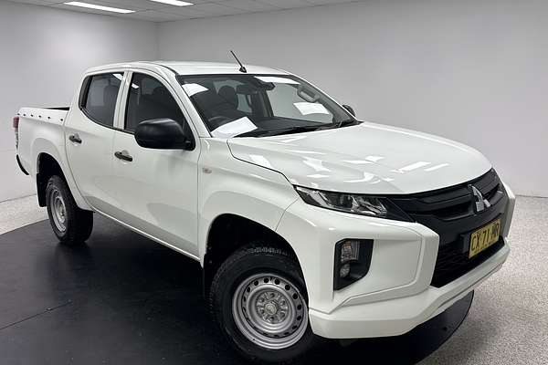 2020 Mitsubishi Triton GLX ADAS MR 4X4