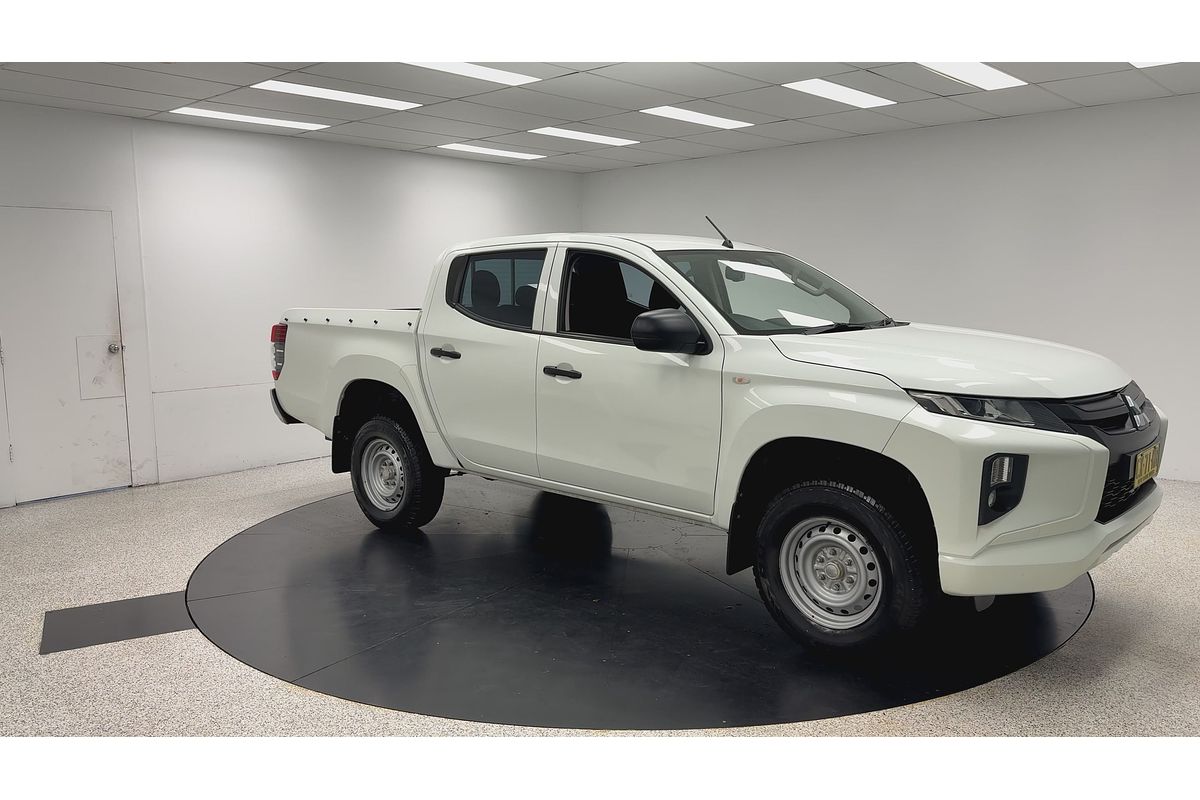 2020 Mitsubishi Triton GLX ADAS MR 4X4