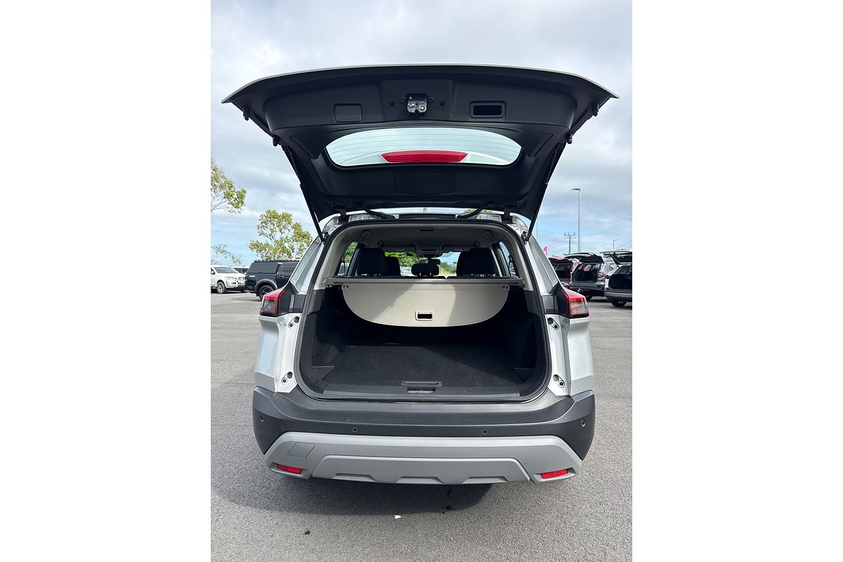 2024 Nissan X-TRAIL ST T33