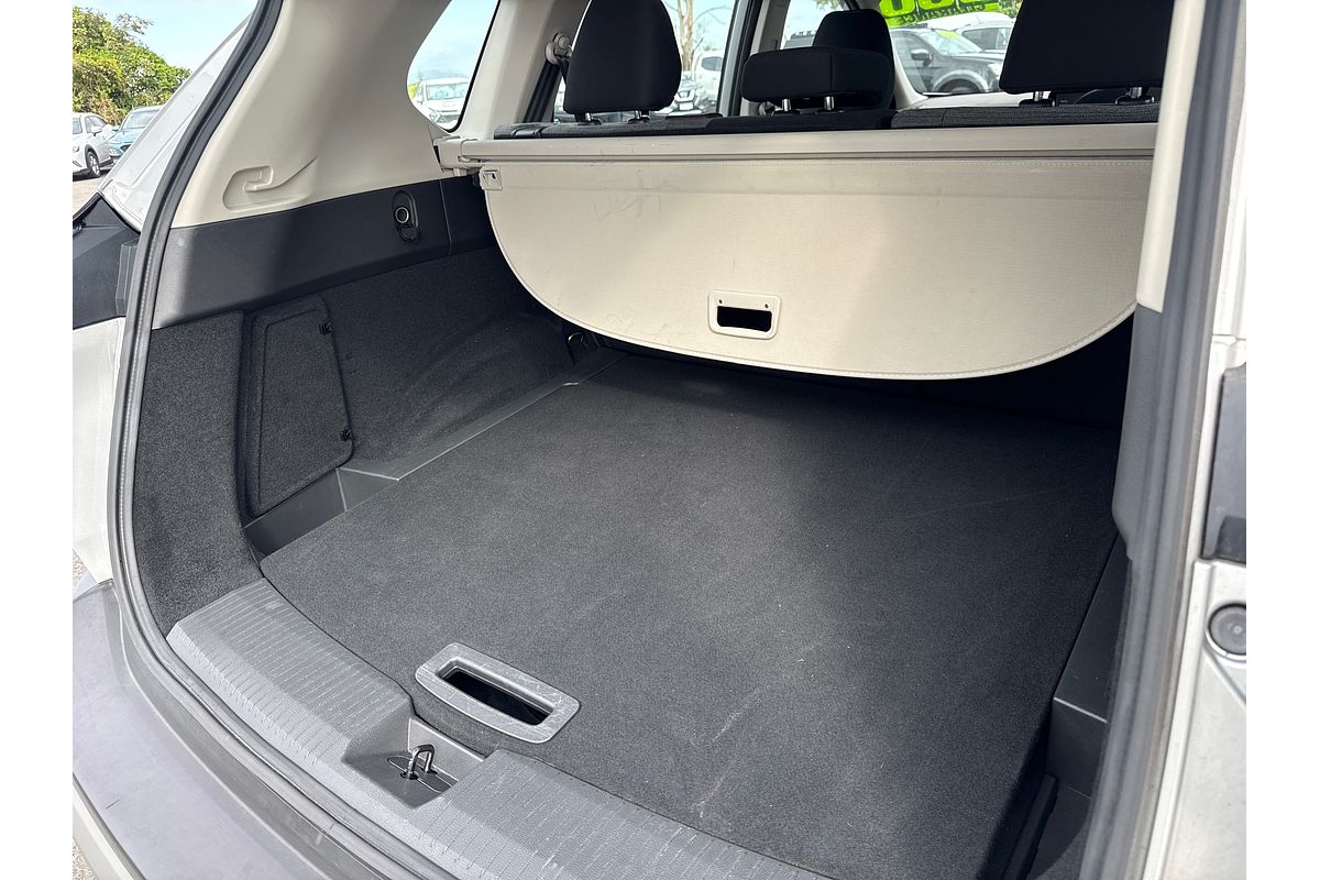 2024 Nissan X-TRAIL ST T33