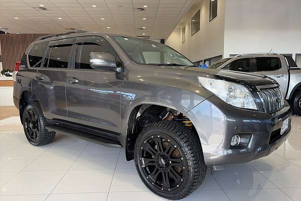 2013 Toyota Landcruiser GXL KDJ150R