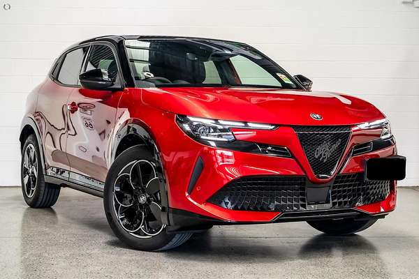 2025 Alfa Romeo Junior Ibrida Series 1