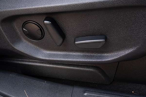 2023 Ford Everest Sport 3.0L thumb-17
