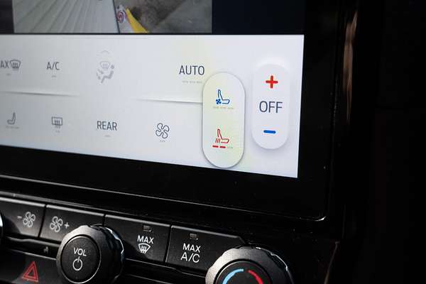 2023 Ford Everest Sport 3.0L thumb-27