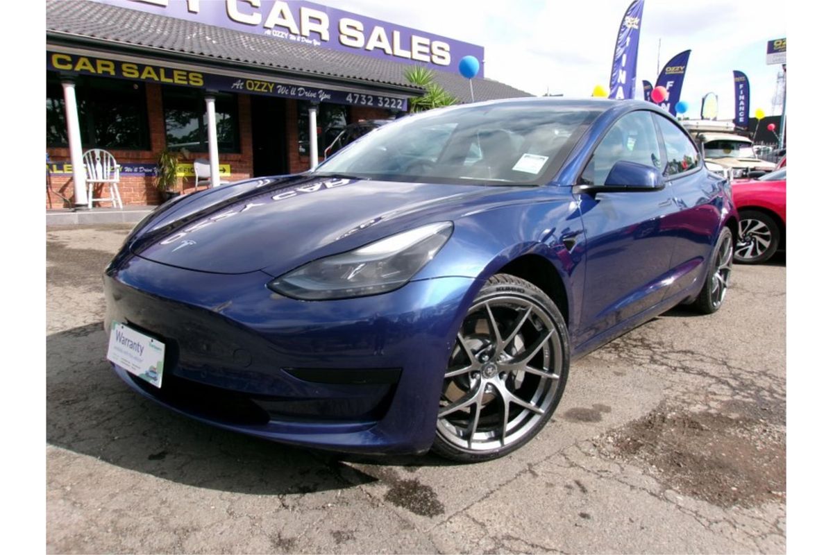 2023 Tesla Model 3 Rear-Wheel Drive