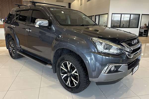 2020 Isuzu MU-X LS-U