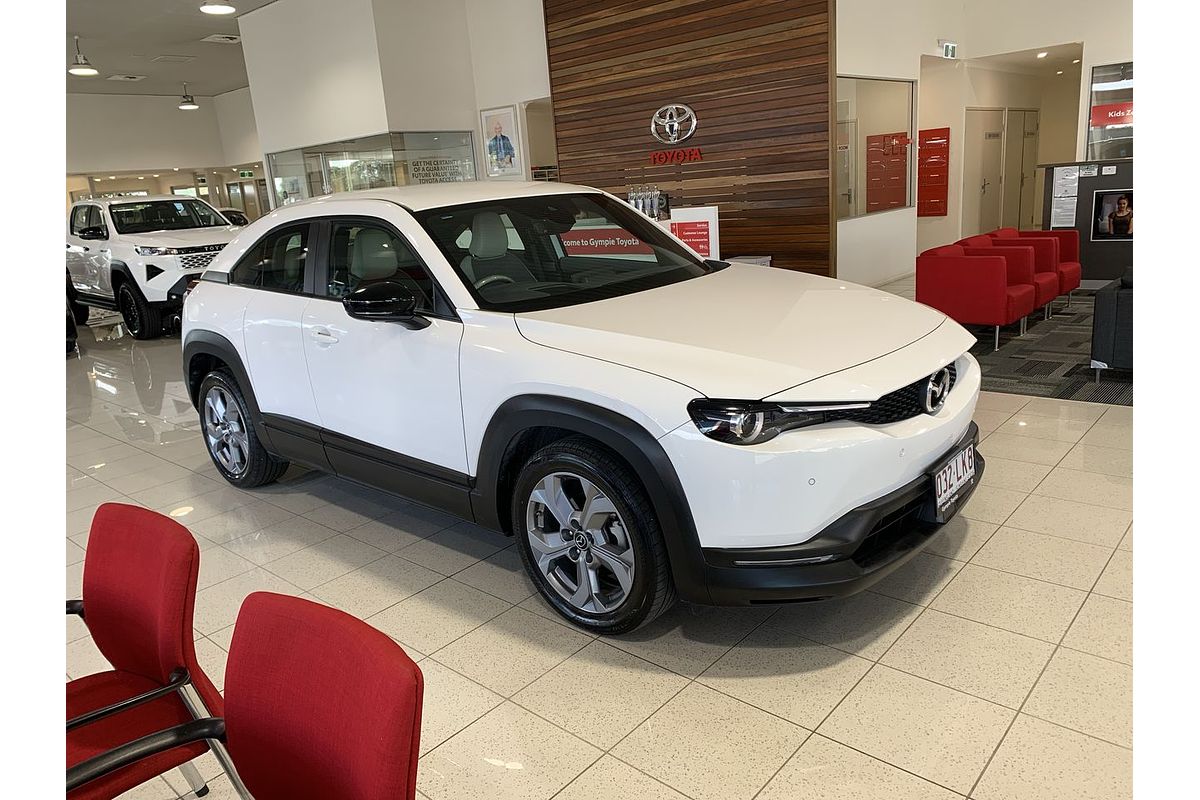 2023 Mazda MX-30 G20e Touring DR Series