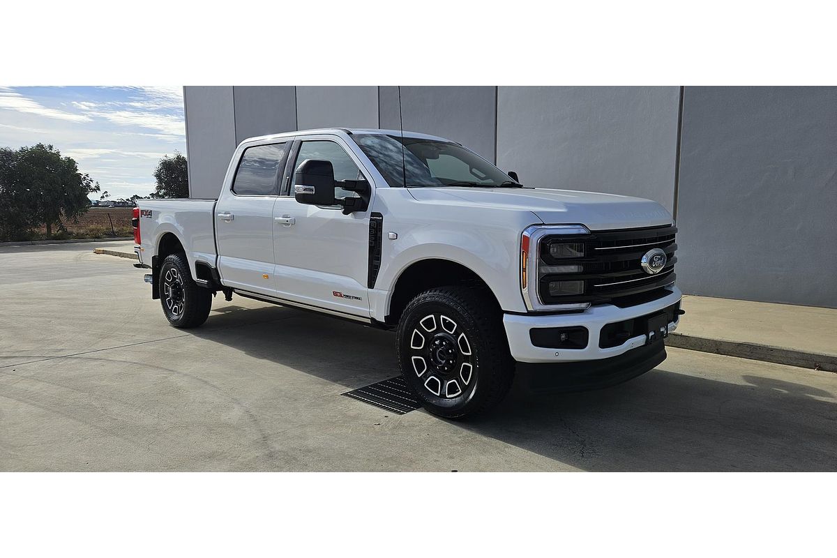 2025 Ford F350 Platinum 4X4