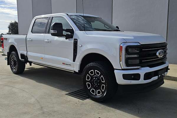 2025 Ford F350 Platinum 4X4