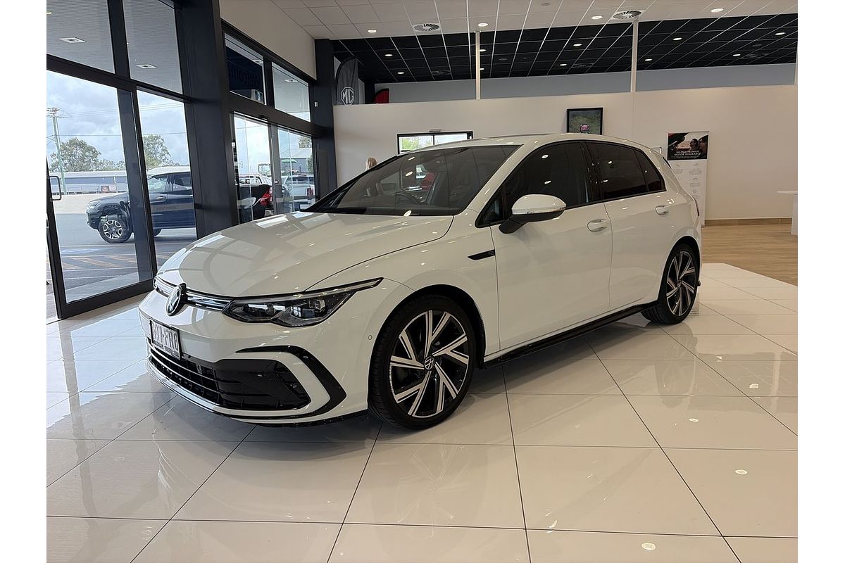 2022 Volkswagen Golf 110TSI R-Line 8