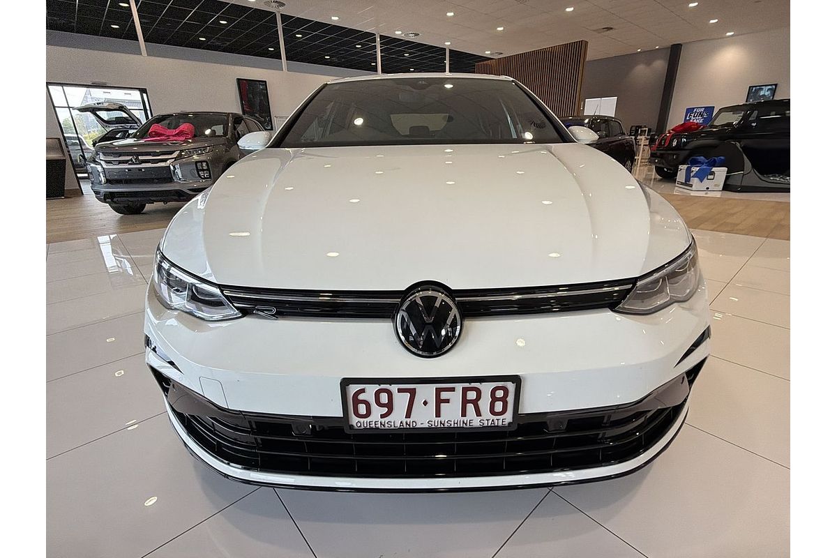 2022 Volkswagen Golf 110TSI R-Line 8