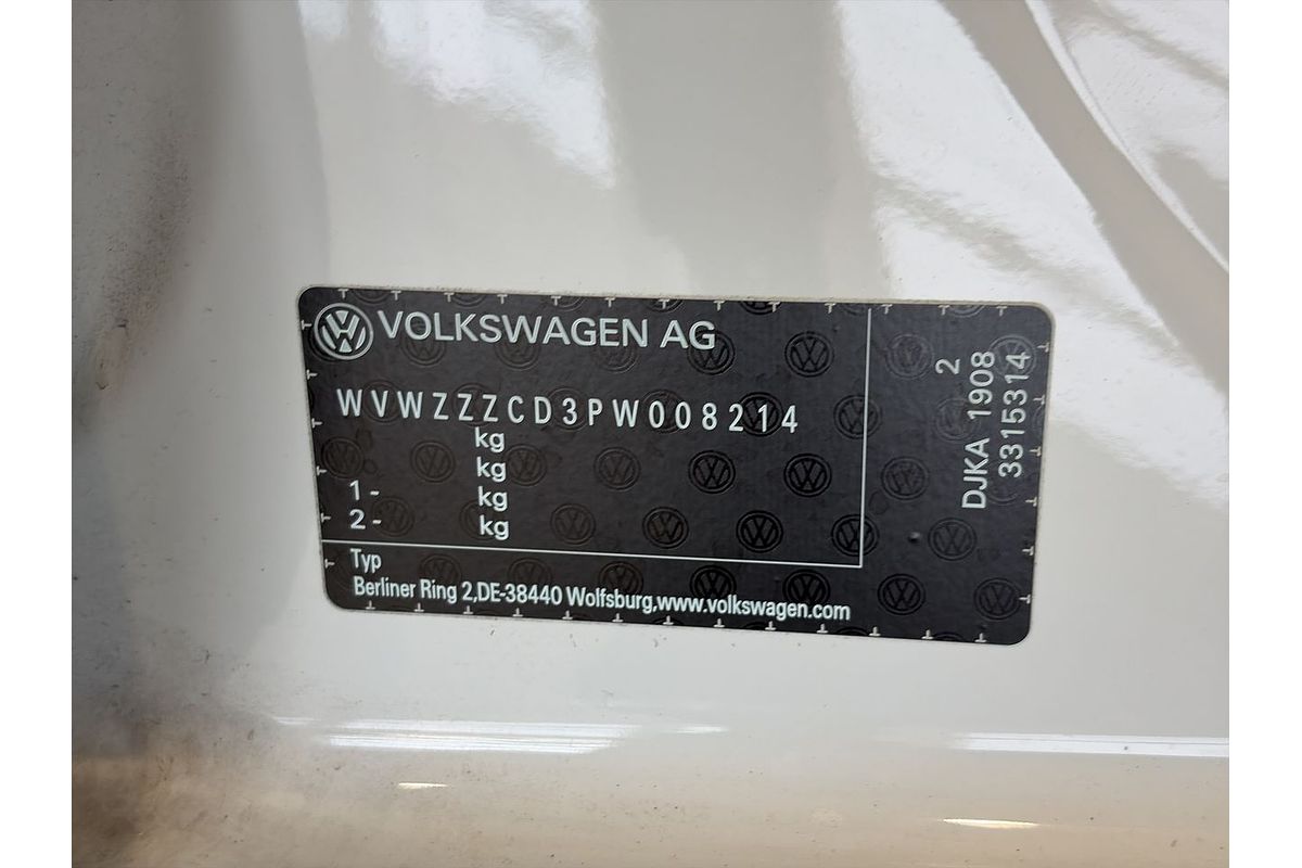 2022 Volkswagen Golf 110TSI R-Line 8