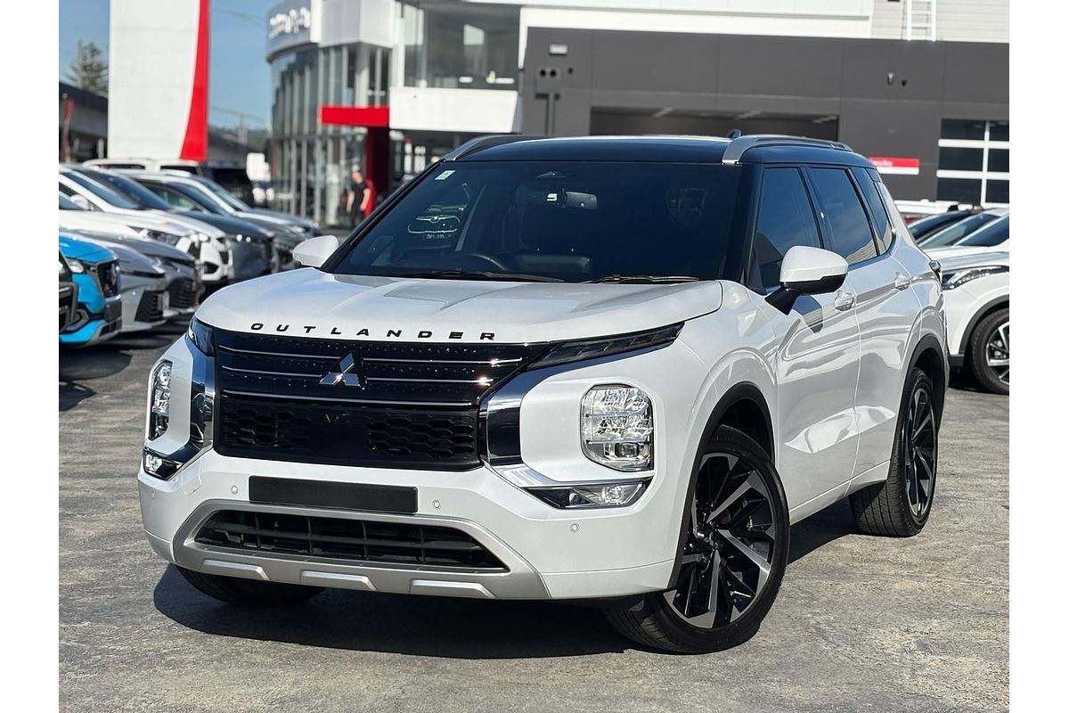 2023 Mitsubishi Outlander Exceed Tourer ZM