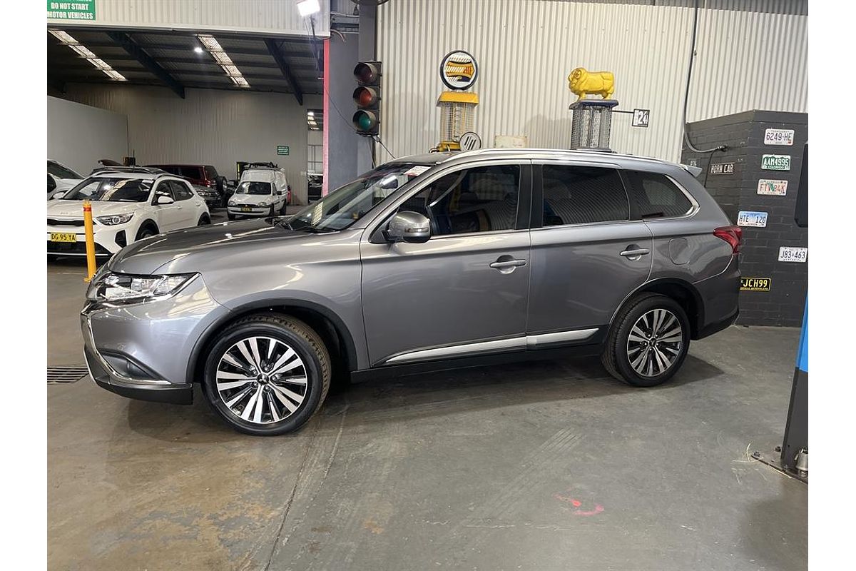 2019 Mitsubishi Outlander LS 7 SEAT (2WD) ZL MY19