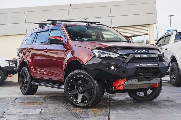 2023 Isuzu MU-X LS-T