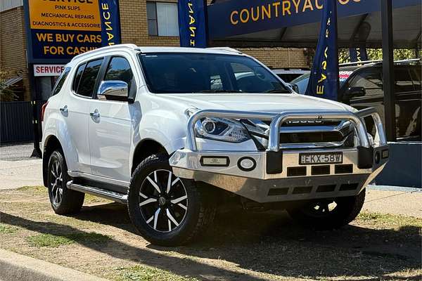 2020 Isuzu MU-X LS-T
