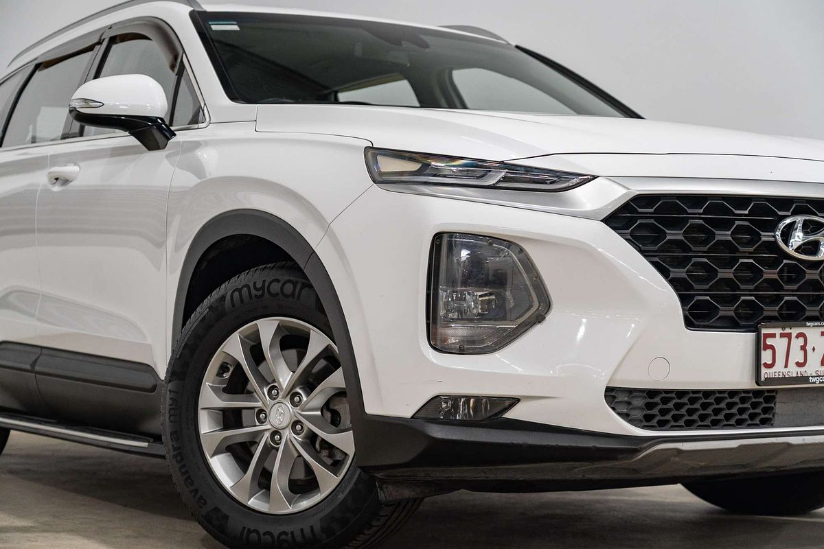 2019 Hyundai Santa Fe Active TM.2