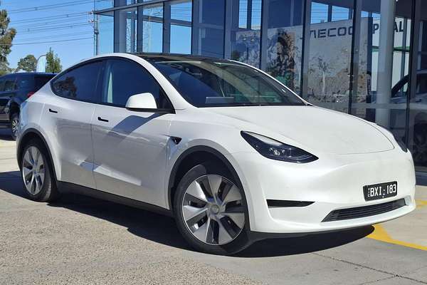 2022 Tesla Model Y Rear-Wheel Drive