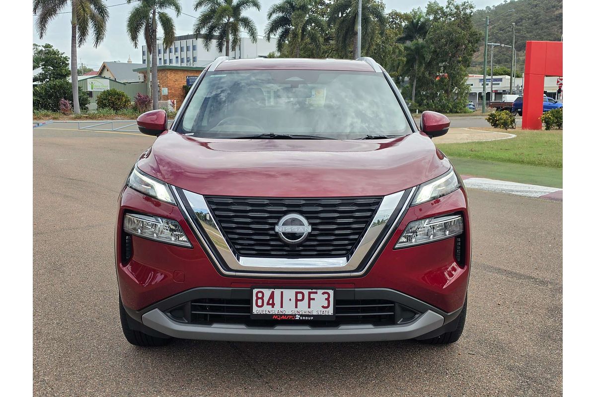 2025 Nissan X-TRAIL ST T33