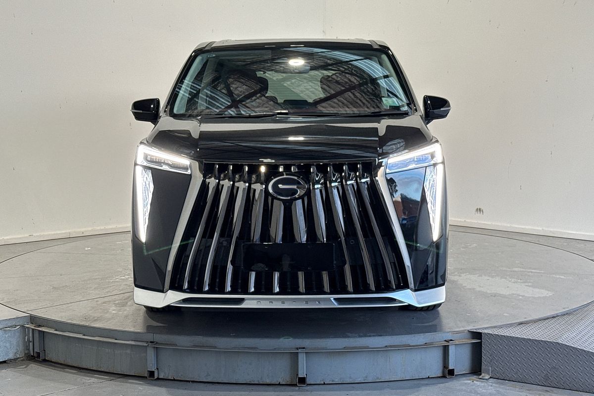 2025 GAC M8 Luxury
