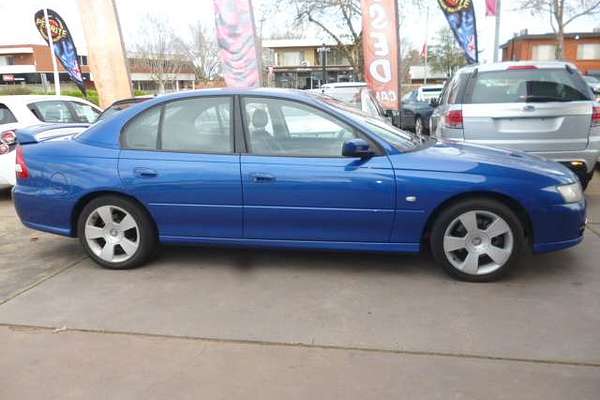 2006 Holden commodore