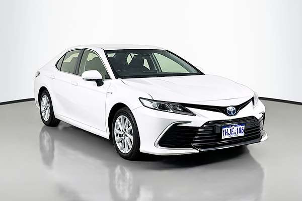 2021 Toyota Camry Ascent AXVH70R