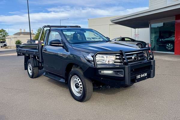 2024 Toyota Hilux SR GUN126R