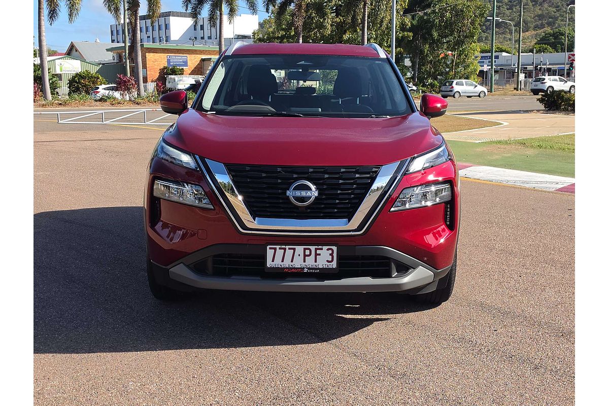 2025 Nissan X-TRAIL ST T33