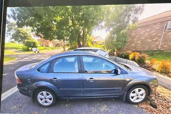 2006 Ford Focus LX LS