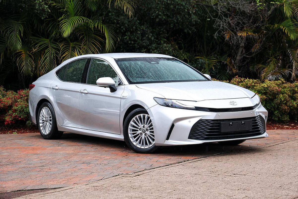 2025 Toyota Camry Ascent AXVH80R