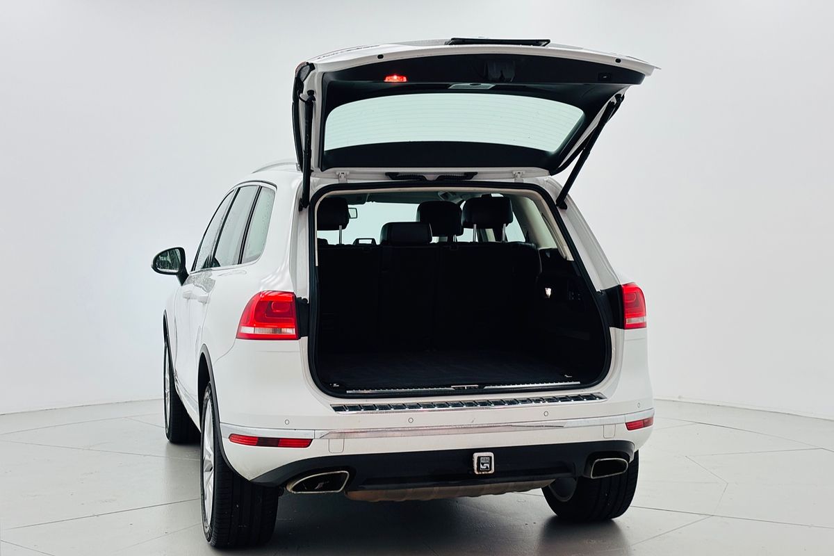 2016 Volkswagen TOUAREG 150 TDI 8 SP AUTOMATIC 4D WAGON DTV6 DIESEL