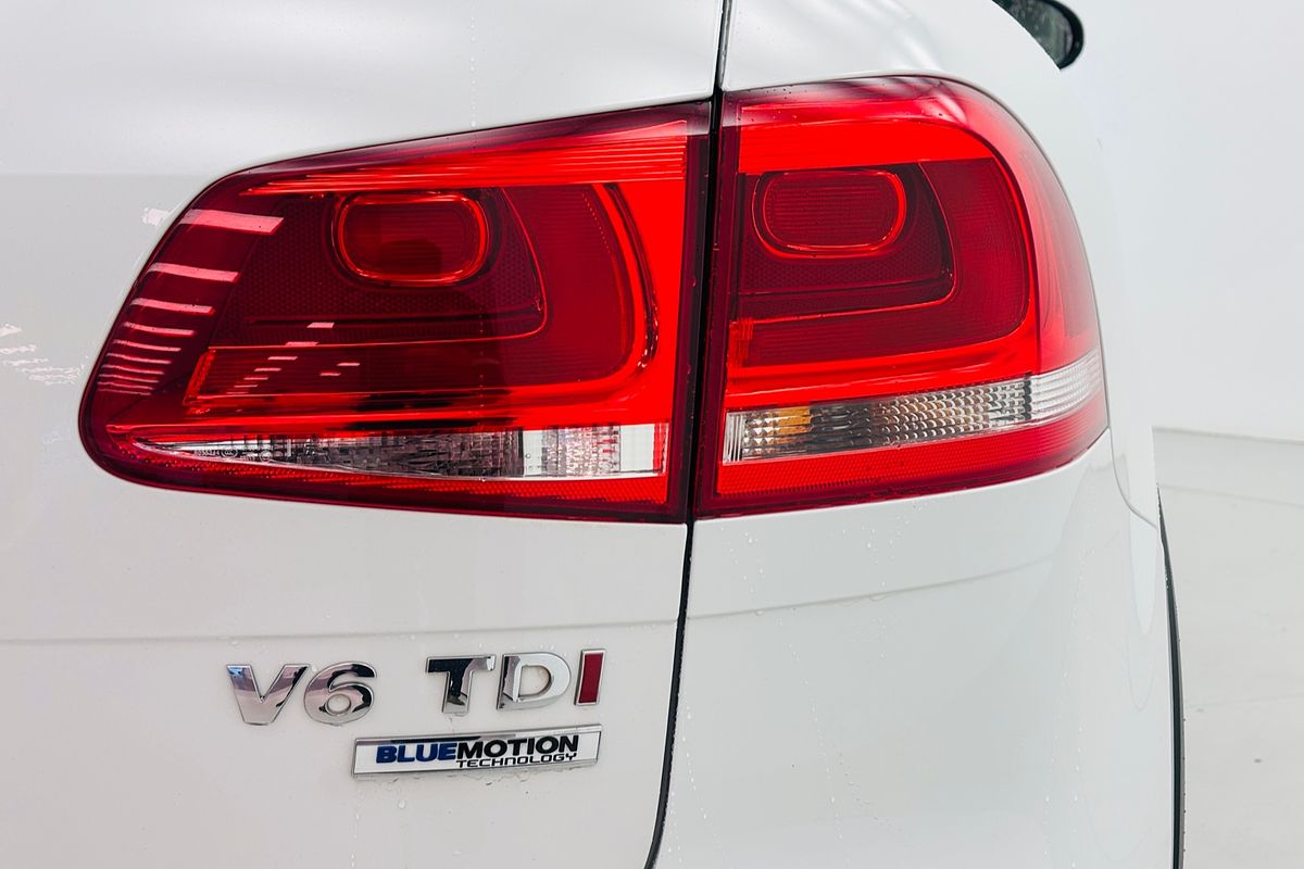 2016 Volkswagen TOUAREG 150 TDI 8 SP AUTOMATIC 4D WAGON DTV6 DIESEL