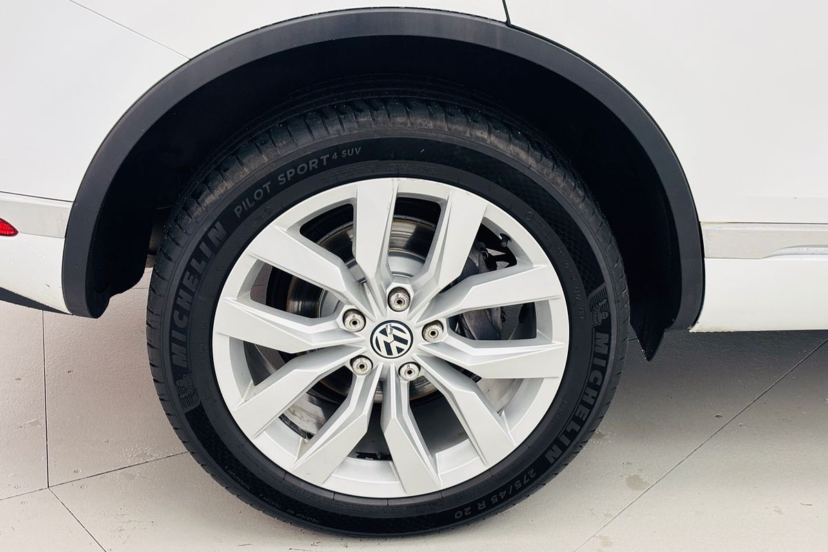 2016 Volkswagen TOUAREG 150 TDI 8 SP AUTOMATIC 4D WAGON DTV6 DIESEL