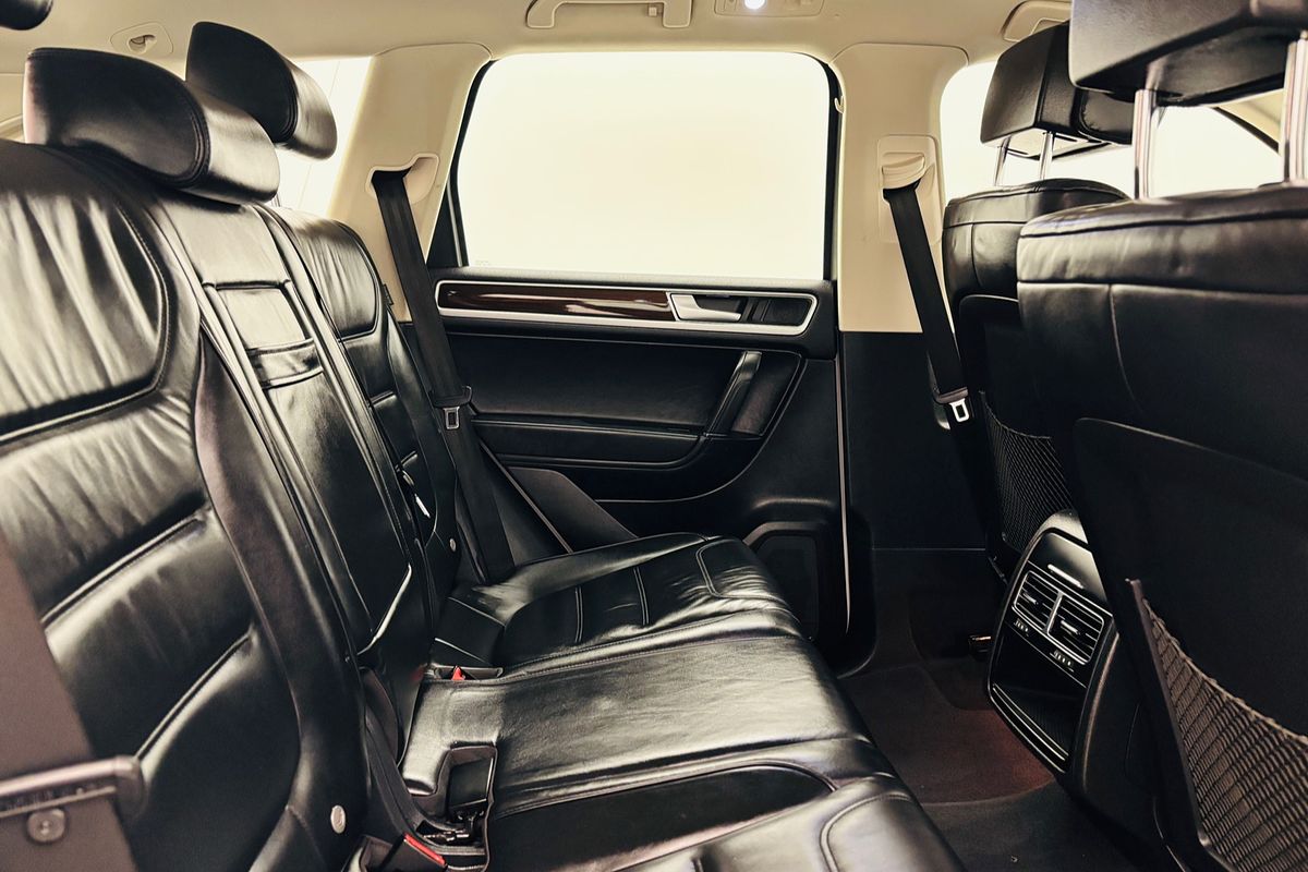 2016 Volkswagen TOUAREG 150 TDI 8 SP AUTOMATIC 4D WAGON DTV6 DIESEL