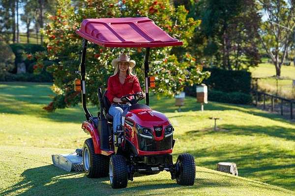 2025 Mahindra Tractors