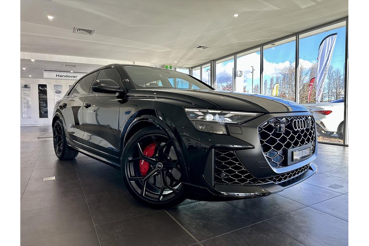 2025 Audi RS Q8 TFSI performance F1
