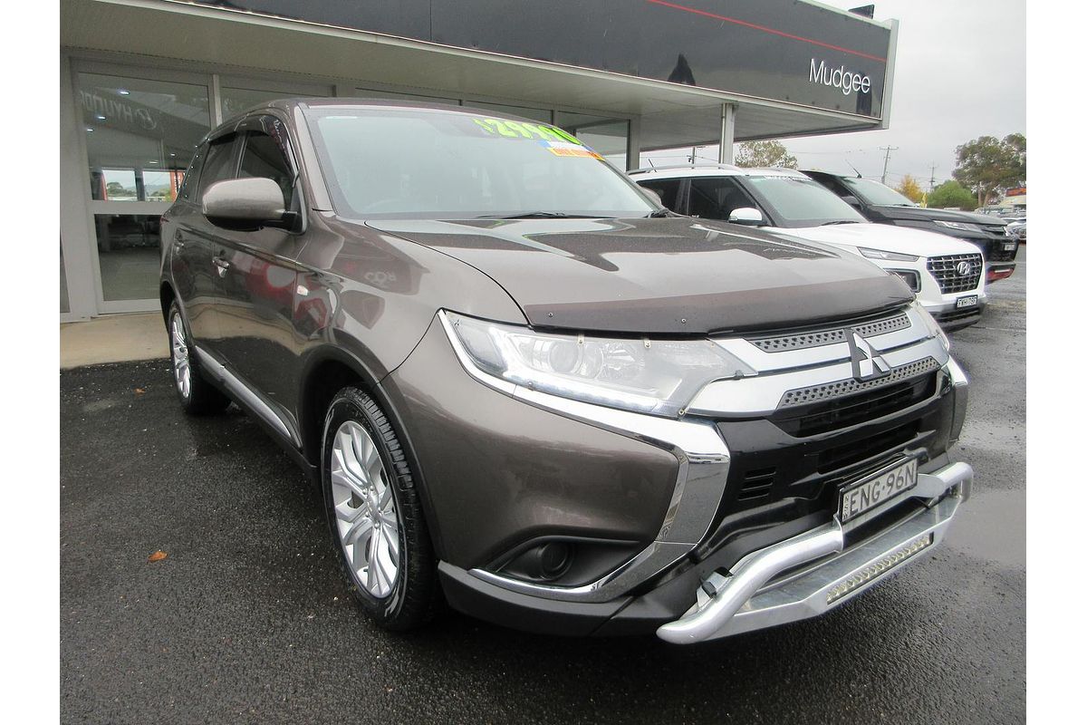 2021 Mitsubishi Outlander ES ZL