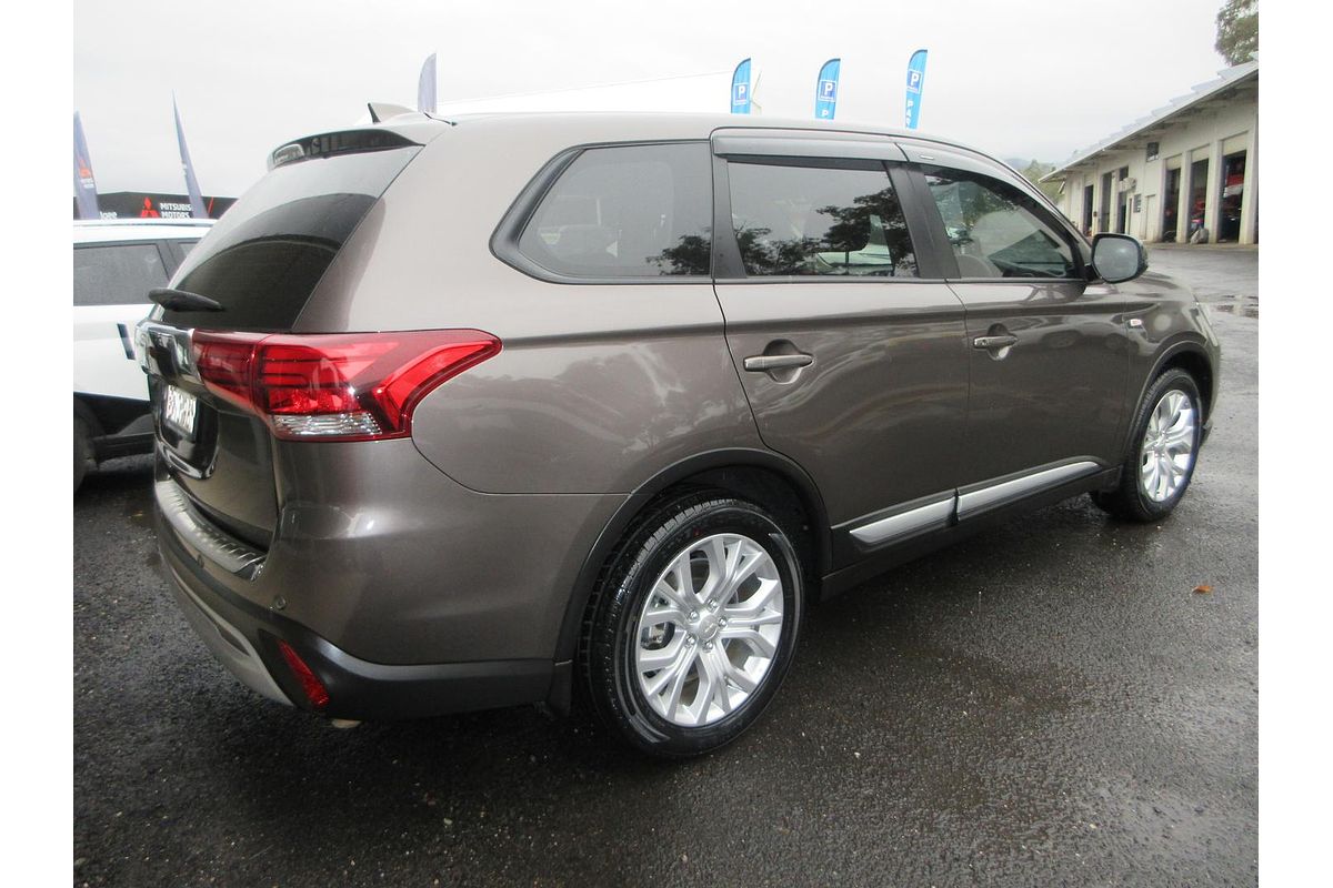 2021 Mitsubishi Outlander ES ZL