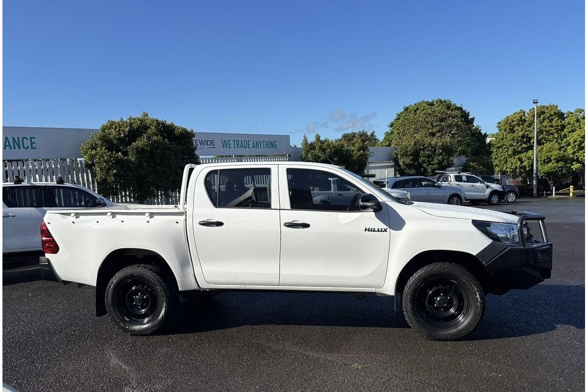 2017 Toyota Hilux Workmate GUN125R 4X4