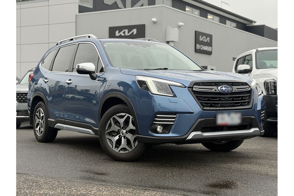 2022 Subaru Forester Hybrid L S5