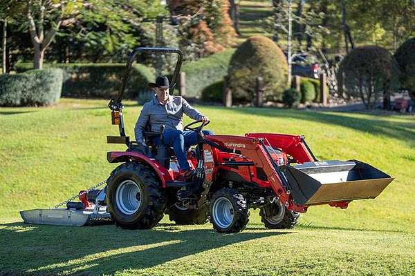 2025 Mahindra Tractors