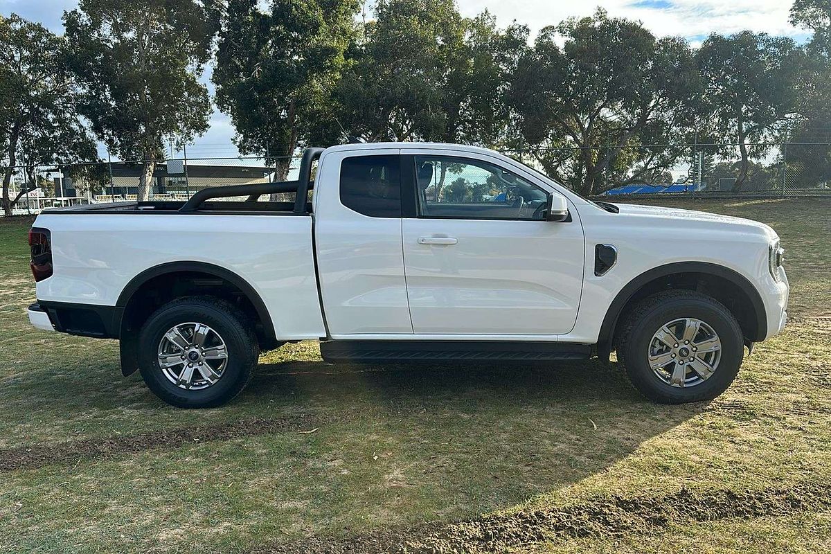 2024 Ford Ranger XLT 4X4 2.0L