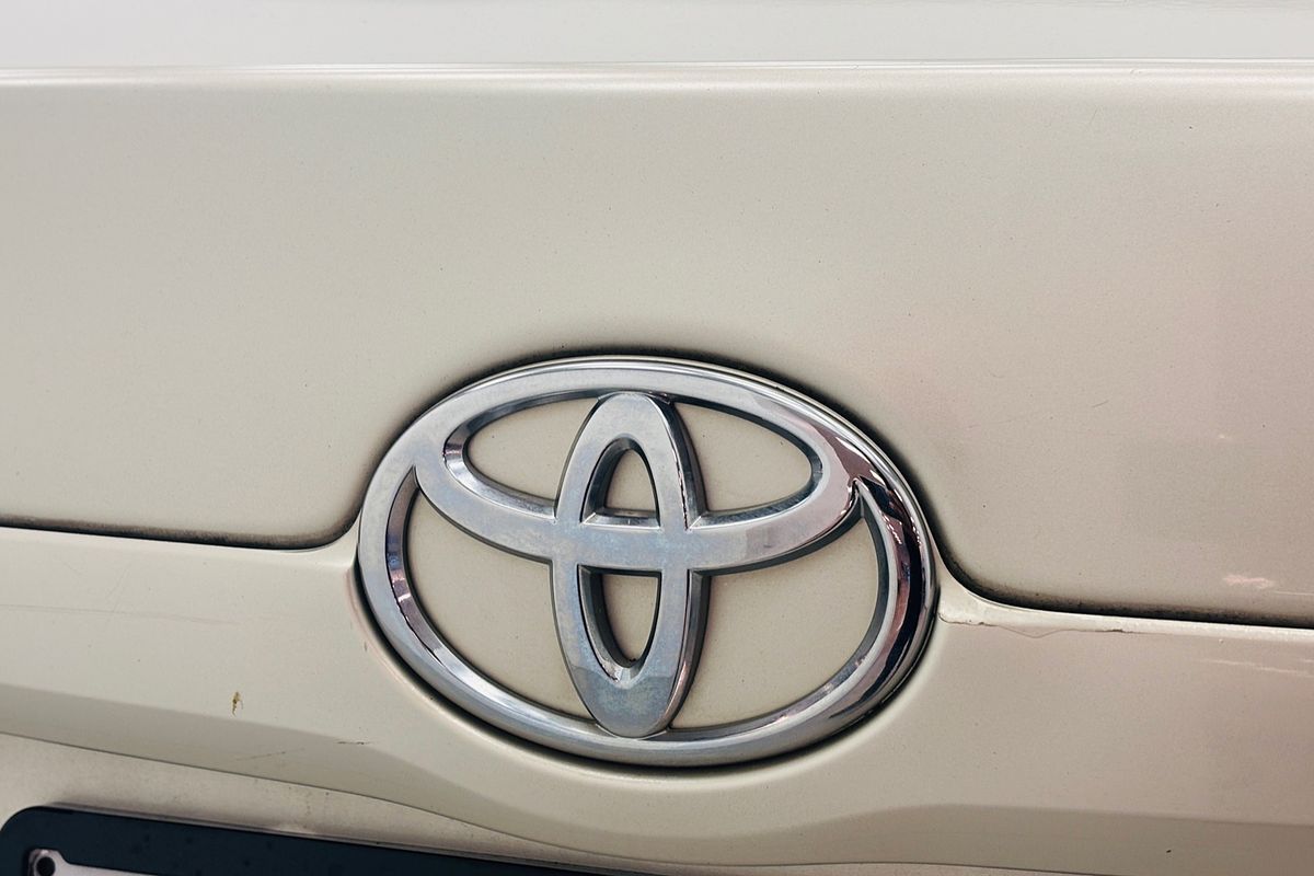 Camry L4 Altise 2.4L Petrol Automatic Sedan