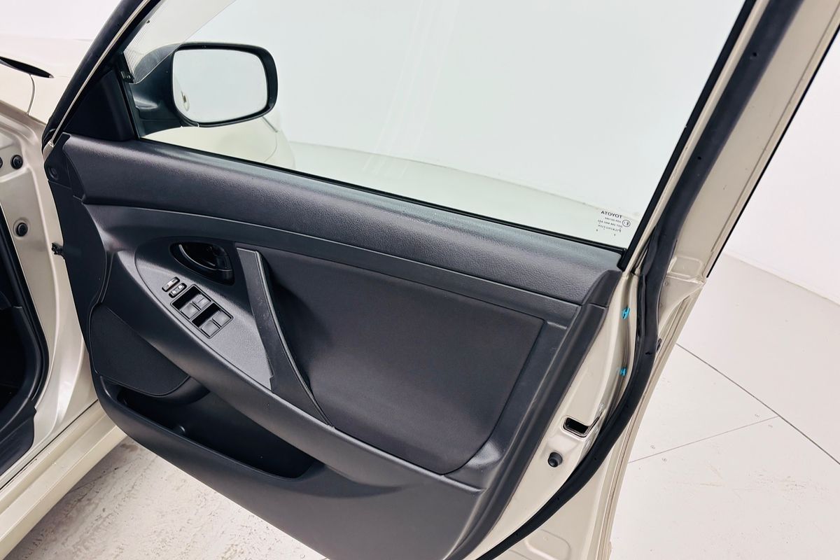 Camry L4 Altise 2.4L Petrol Automatic Sedan