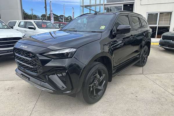 2026 Isuzu MU-X X-TERRAIN